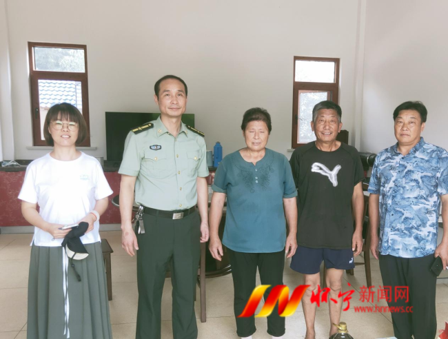 八一1.png 八一1.png